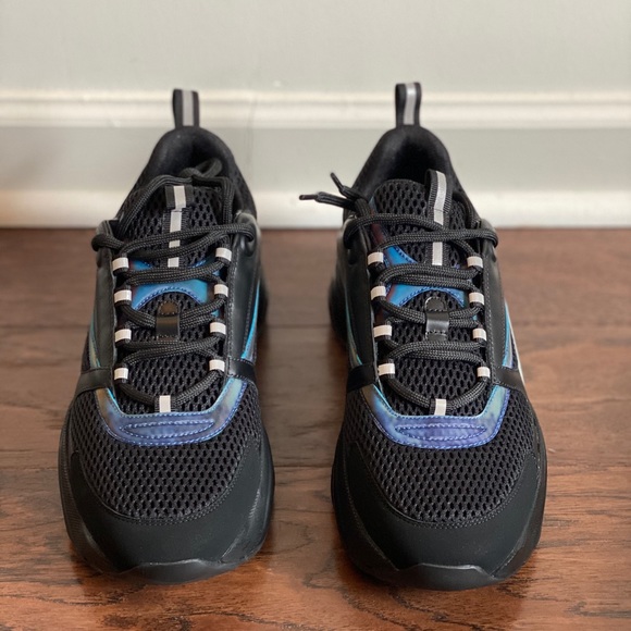 Dior Men’s Sneaker - Picture 1 of 6